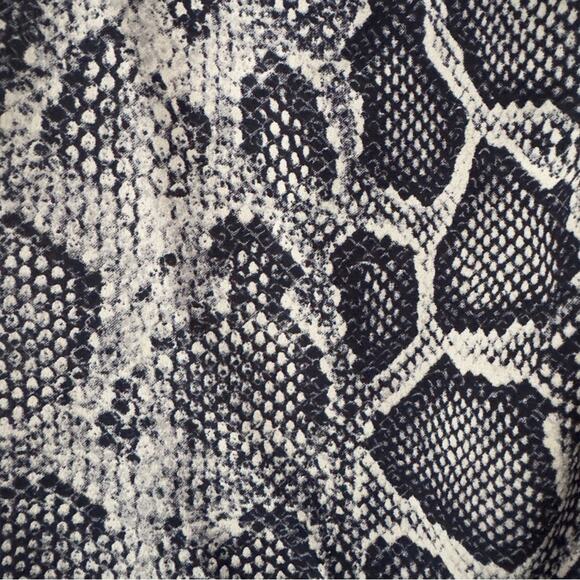 Rebecca Taylor 100% Silk Snakeskin Print Tank Top Keyhole Neck Sleeveless Light - Picture 8 of 12